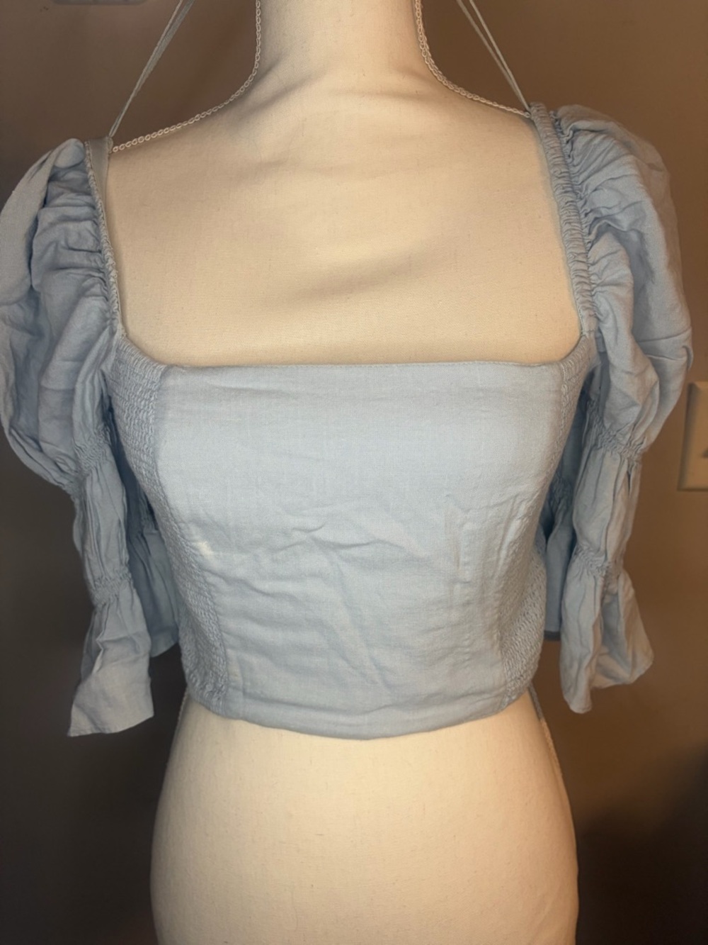 Urban Outfitters Blue Linen Crop Top M 💙 NWT